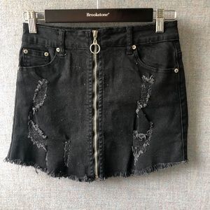 LF (dance & marvel) zip up black skirt - size s